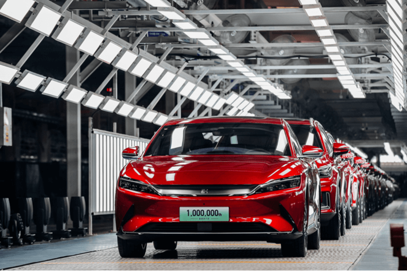 中國連續(xù)8年在全球新能源汽車市場(chǎng)上保持領(lǐng)先地位